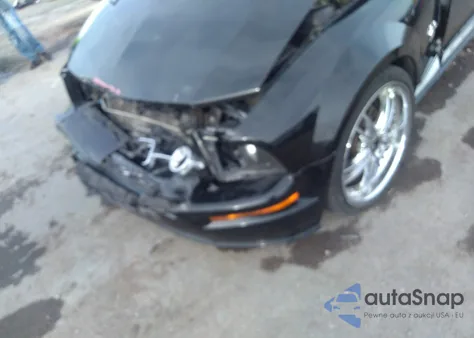 2009 Ford Mustang V6/V6 Premium z USA, uszkodzony, nr VIN 1ZVHT84N695138086